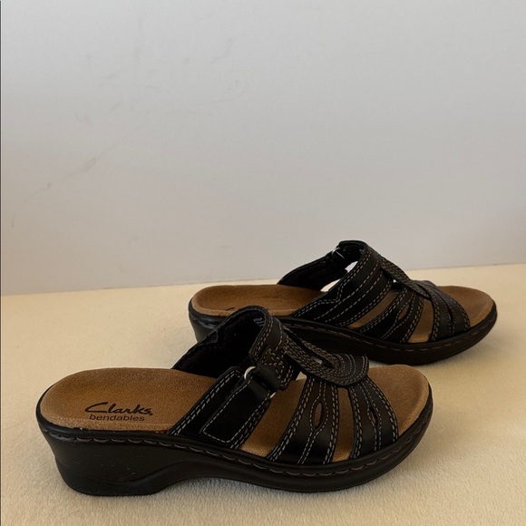 Clark’s wedge sandals - Picture 4 of 11